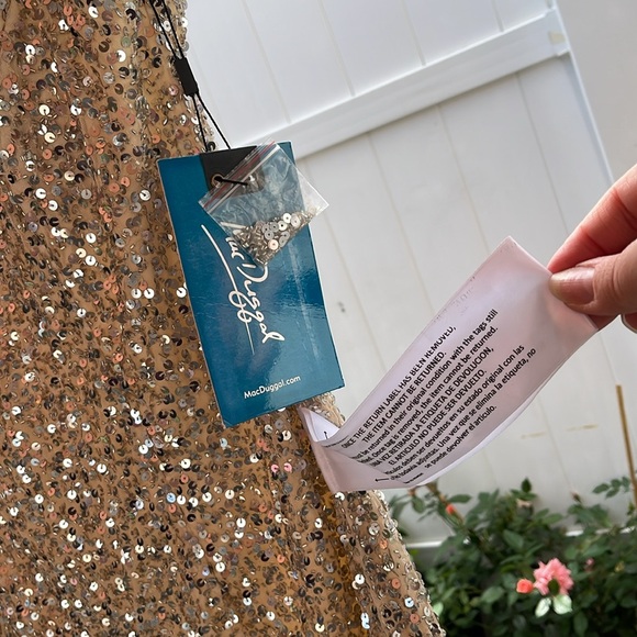 Mac Duggal - Silver Nude Sleeveless Sequined Midi Sheath Dress - Picture 14 of 15